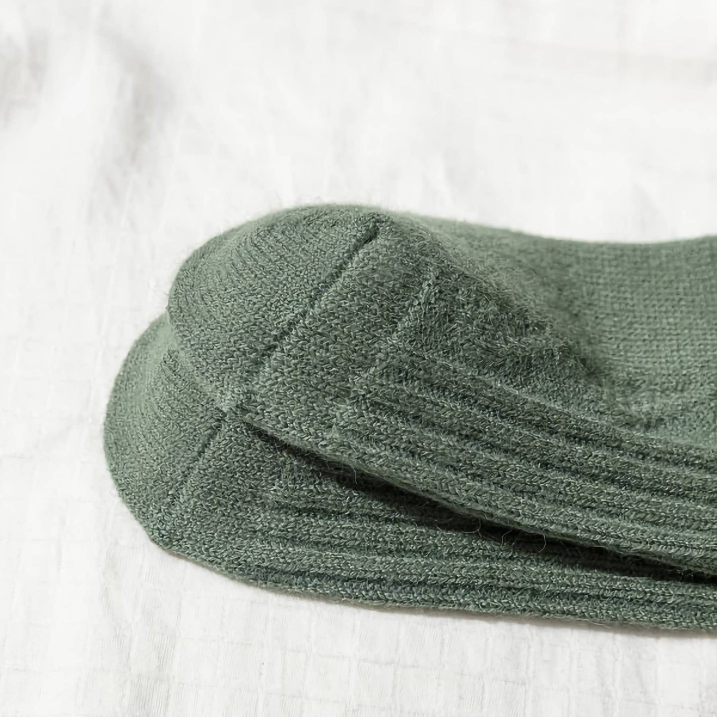 Women's Wool & Cashmere Socks: Green